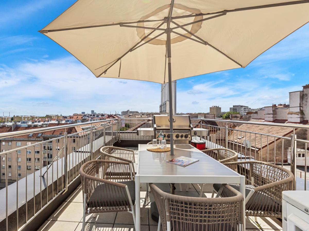 Sky9 Apartments Wienerberg Bagian luar foto