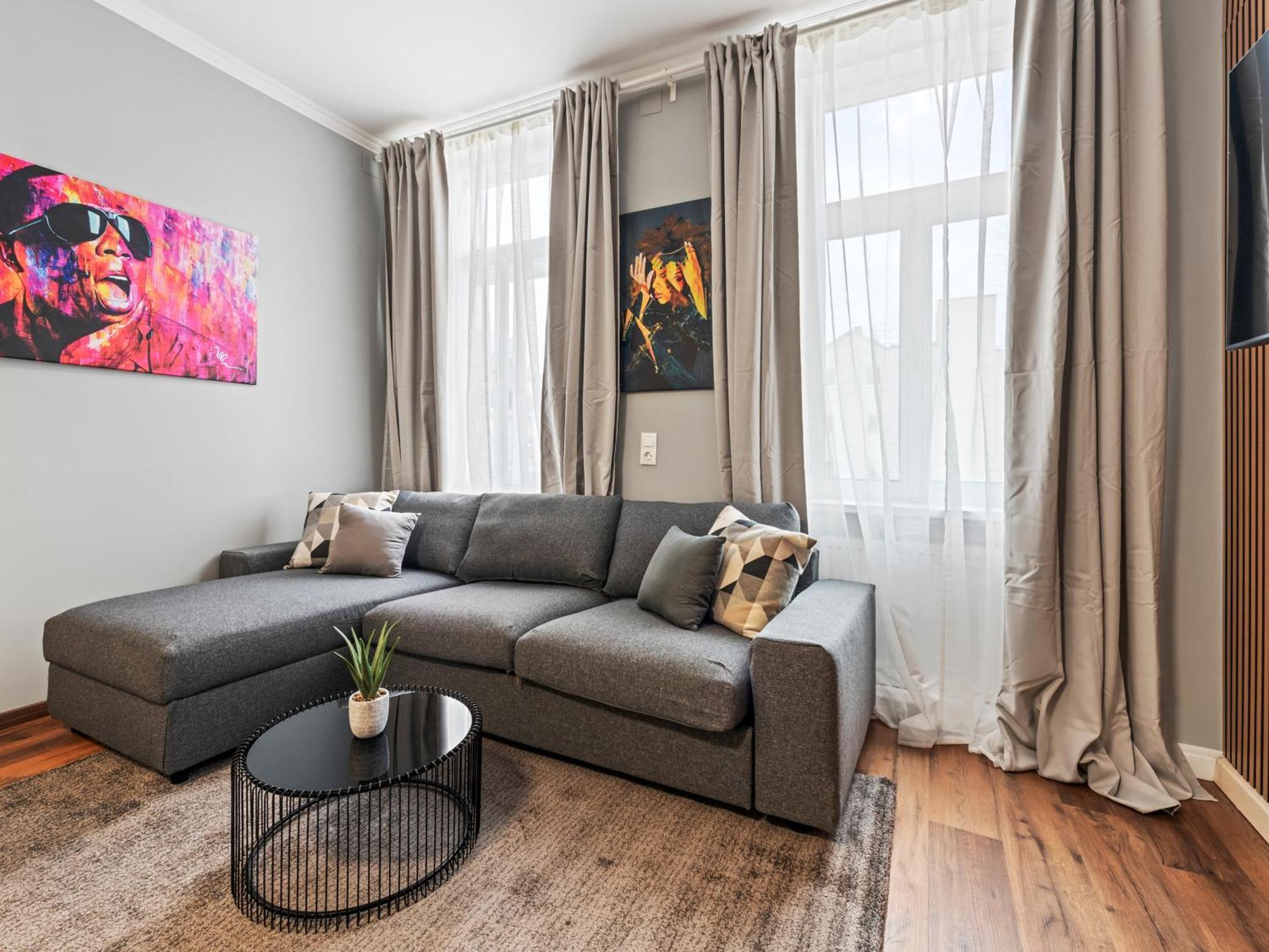 Sky9 Apartments Wienerberg Bagian luar foto